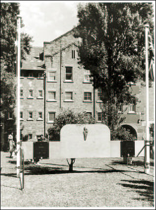 Interim Memorial No 2, Sydney Institute of Technology